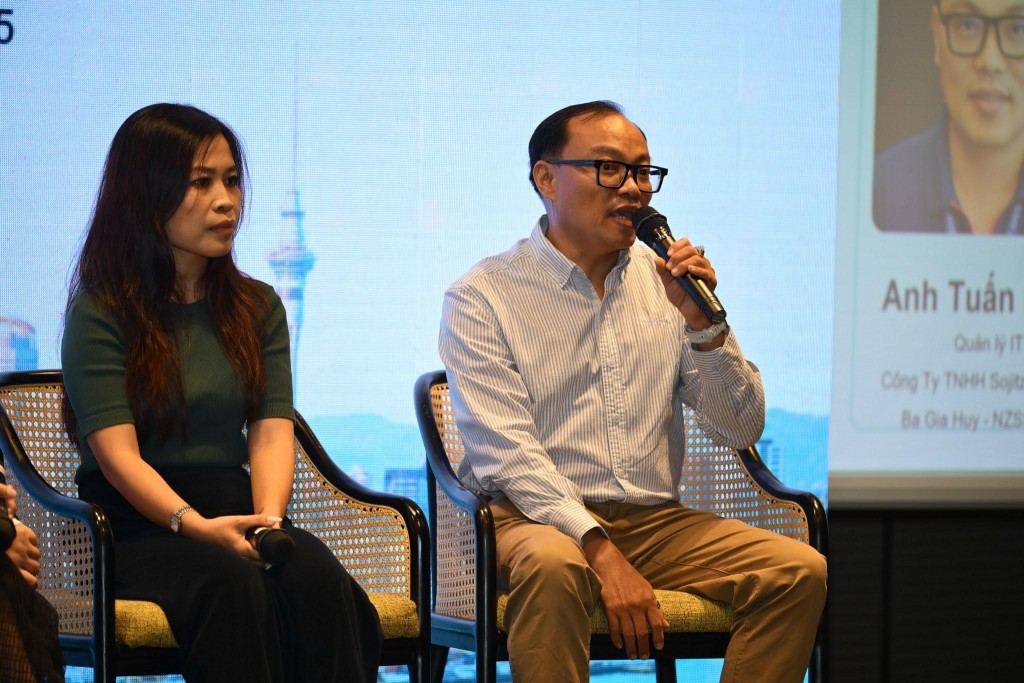 Anh Tuấn Dũng chia sẻ Gia Huy đã có sự trưởng thành đầy tự hào khi nhận được học bổng của 4 trường đại học New Zealand