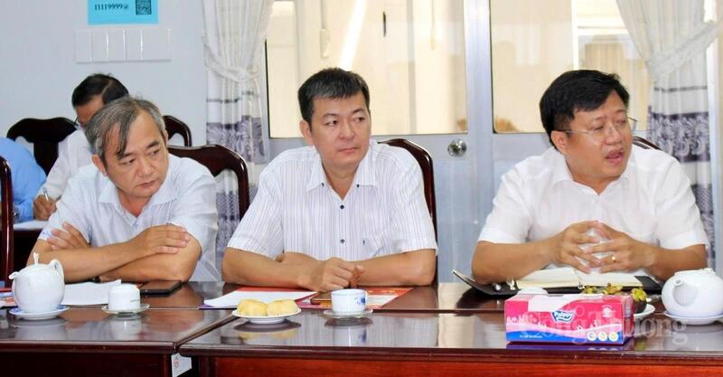 Đại diện doanh nghiệp nêu kiến nghị, ý kiến tại buổi làm việc. Ảnh: Khánh Ngọc.