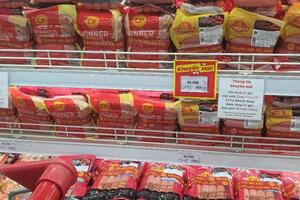 Người tiêu dùng dè dặt với sản phẩm của C.P sau vụ bị ‘tố’ bán thực phẩm bẩn