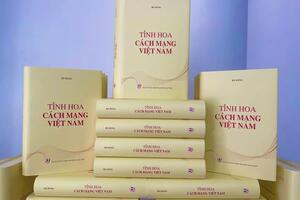 Ra mắt cuốn sách 'Tinh hoa cách mạng Việt Nam'