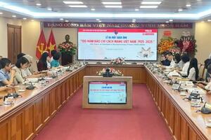Xuất bản sách ảnh "100 năm Báo chí Cách mạng Việt Nam”