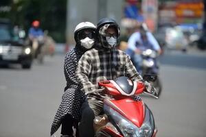 Từ Thanh Hóa đến Huế nắng nóng gay gắt, có nơi trên 37 độ C