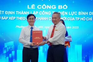 EVNHCMC công bố thành lập 9 công ty điện lực mới