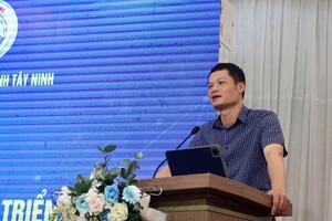 Gỡ 'nút thắt' hạ tầng thương mại biên giới Việt Nam - Campuchia