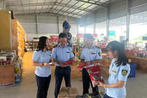 Lào Cai triển khai cao điểm chống buôn lậu, kiểm soát thị trường