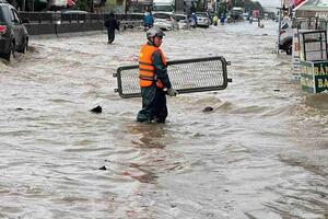 Hà Nội sáng và đêm trời rét, nhiệt độ thấp nhất 15-17 độ C