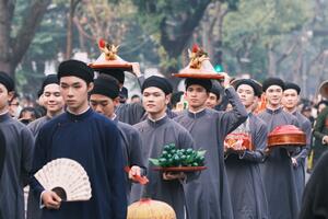 Dàn Hoa hậu rạng ngời hạnh phúc diễu hành Bách hoa hỷ sự