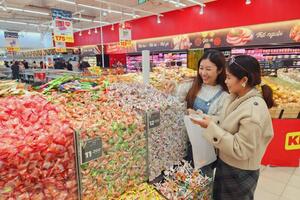 Năm 2025, tổng mức bán lẻ hàng hóa và doanh thu dịch vụ tăng 9,2%