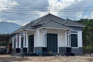 Phố trong làng giữa đại ngàn Tây Nguyên