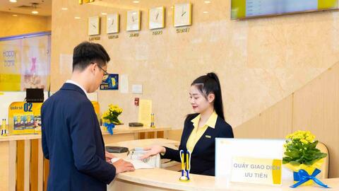 Thẻ tín dụng chuyên biệt “hút” khách hàng thượng lưu