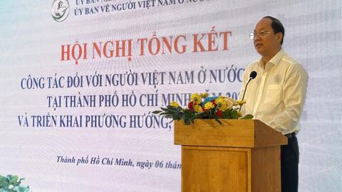 Xây dựng chính sách giúp kiều bào đóng góp cho quê hương
