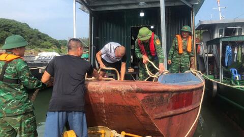 Quảng Ninh ngừng cấp phép tàu để tránh siêu bão Yagi