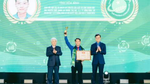 Nhà nông trẻ đưa mật ong rừng xuất ngoại