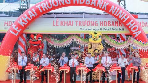 Khai trương HDBank Ninh Hòa - điểm giao dịch thứ 376 của HDBank