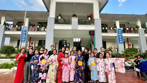 “Ngôi trường hạnh phúc” trên đỉnh Dế Xu Phình