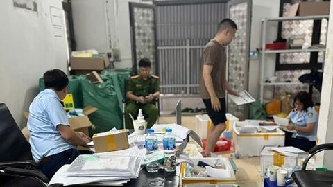 Hà Nội tiếp tục “tấn công" mạnh buôn lậu, hàng giả
