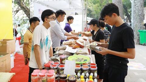 Tăng cường kiểm tra, xử lý hành vi vi phạm quy định về giá