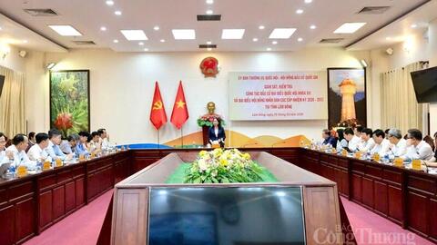 Phó Chủ tịch nước kiểm tra công tác chuẩn bị bầu cử tại Lâm Đồng