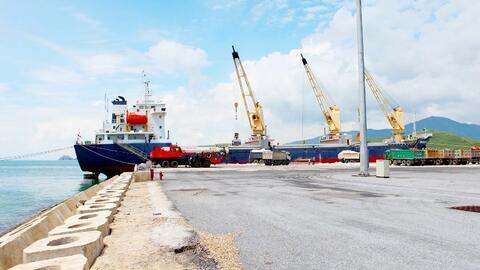 Tháo gỡ điểm nghẽn đầu tư, tạo động lực tăng trưởng cho Quảng Trị