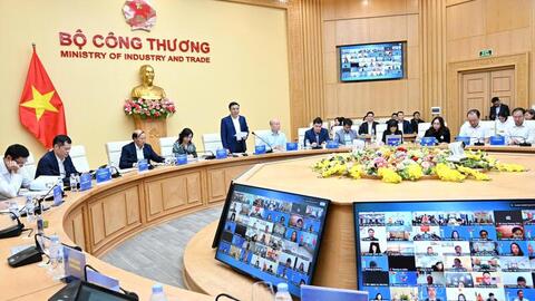 Điều hành xuất khẩu linh hoạt, giao 'KPI thị trường' cho các thương vụ