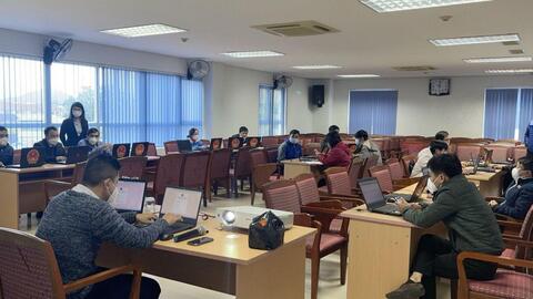 Tập huấn sử dụng phần mềm Hệ thống thông tin báo cáo UBND tỉnh