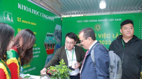Nhiều cơ hội việc làm cho sinh viên ngành nông nghiệp