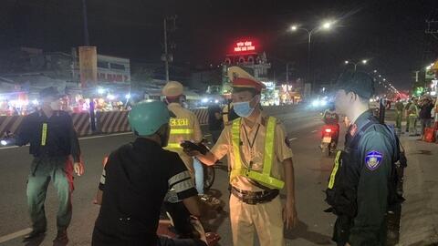 Hàng trăm trường hợp lỗi vi phạm nồng độ cồn trong dịp Tết