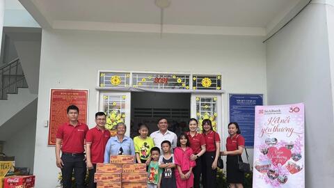SeABank mang hơi ấm mùa xuân đến những hoàn cảnh khó khăn