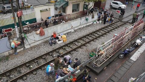 Tăng nguy cơ xảy ra tai nạn đường sắt từ lối đi tự mở