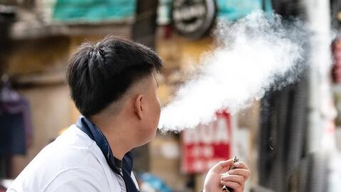 Thực hiện quản lý thuốc lá điện tử, thuốc lá nung nóng