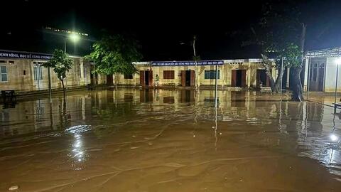 Lũ ống bất ngờ tại miền núi Nghệ An, nhiều khu vực cô lập