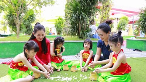 Bỏ đề xuất quy định miễn học phí cho con nhà giáo