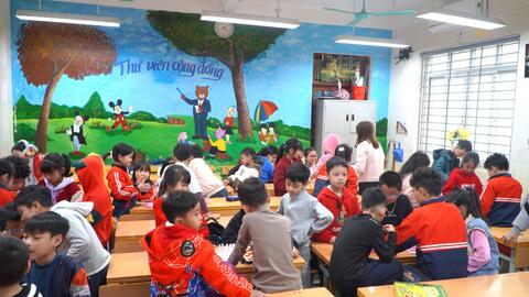 Phụ huynh “mừng rơi nước mắt” vì nhà trường trông con miễn phí