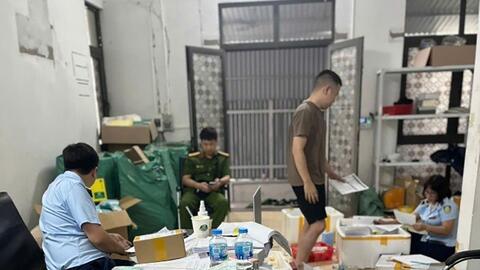 Hà Nội tiếp tục “tấn công" mạnh buôn lậu, hàng giả