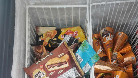 Kem bánh cá Vani Sô Cô La: Vỏ đẹp, nhãn sai, địa chỉ không rõ