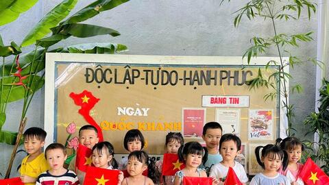 Rạng ngời nụ cười trẻ thơ Đà Nẵng trong Tết Độc lập