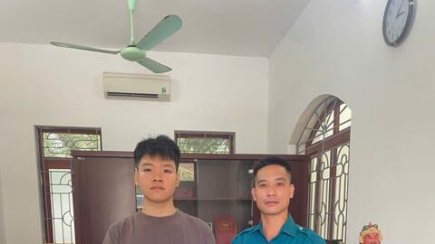 Công dân xã Bát Tràng viết đơn xin nhập ngũ năm 2026