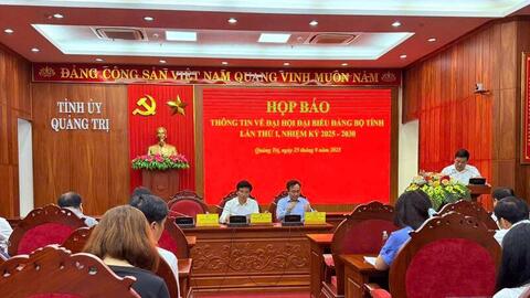 Quảng Trị phấn đấu trở thành trung tâm năng lượng, logitics và du lịch đặc biệt