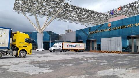 Quảng Ninh tiên phong trong 'cuộc đua' phát triển thương mại biên giới