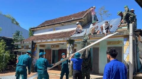 Khẩn trương đánh giá thiệt hại và khắc phục nhanh hậu quả bão, lũ tại Trung Bộ