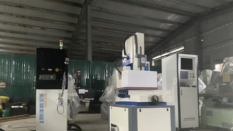 Phát hiện nhiều vi phạm nhập khẩu máy móc, thiết bị đã qua sử dụng