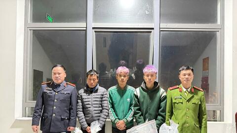 Tam Hợp (Nghệ An): Hai bố con "rủ nhau" sản xuất, buôn bán pháo nổ