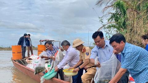 Tạo sinh kế từ tái tạo nguồn lợi thủy sản