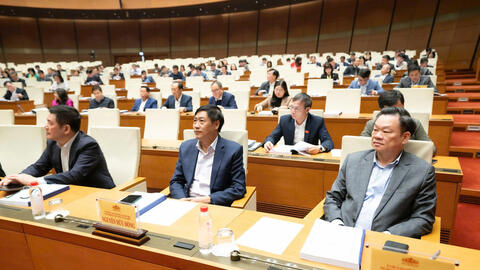 Thống nhất giới thiệu 122 người ứng cử đại biểu Quốc hội chuyên trách