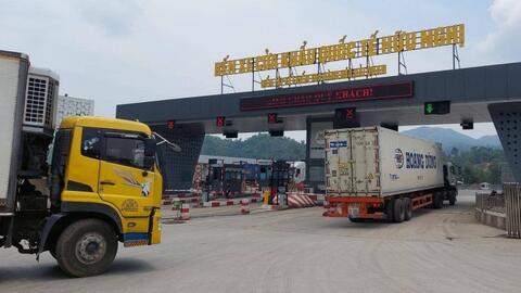 Lạng Sơn: Thông quan 1.794 xe chở hàng xuất nhập khẩu trong ngày 26/01