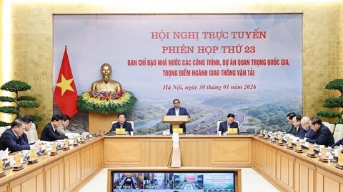 Thủ tướng: 'Không để 1km cao tốc có tới mười mấy nhà thầu cùng làm'