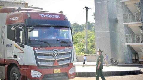 Siết chặt kiểm soát, ngăn buôn lậu tại Cửa khẩu quốc tế Lệ Thanh