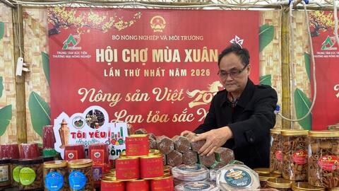 Ngày thứ hai, Hội chợ Mùa Xuân ‘tăng nhiệt’