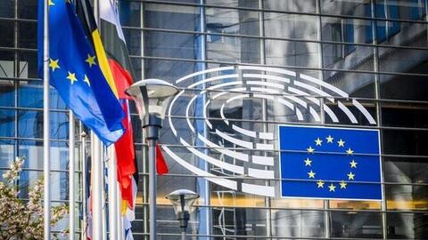 Nghị viện châu Âu hoãn phê chuẩn thỏa thuận thương mại với Mỹ