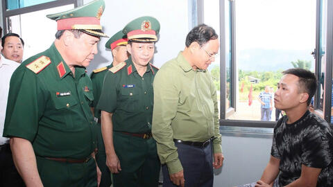 Lai Châu: Bàn giao 24 căn nhà tái định cư cho người dân Mường Than